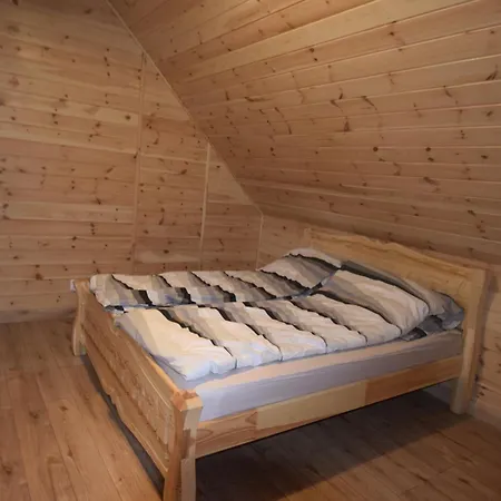 Holiday home Wooden In Skrzynia With Terrace