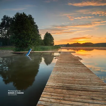Wooden In Skrzynia With Terrace Holiday home