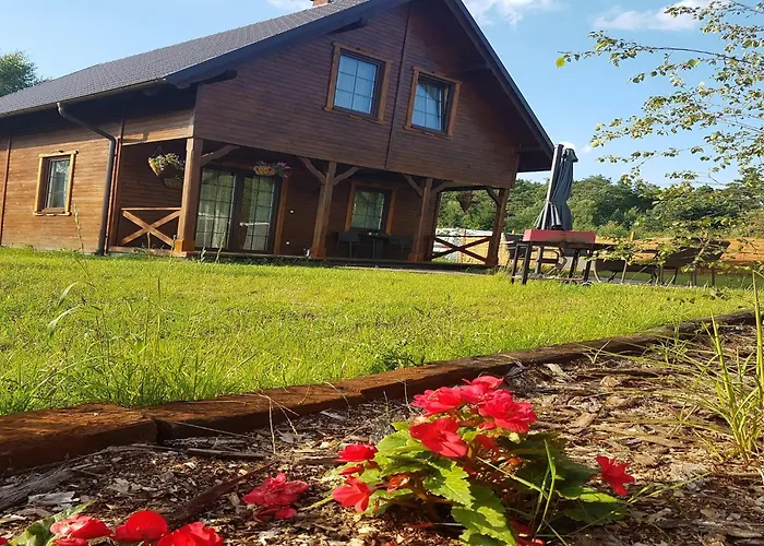 Holiday Home In Tuchola Forest Retreat בית נופש Osiek